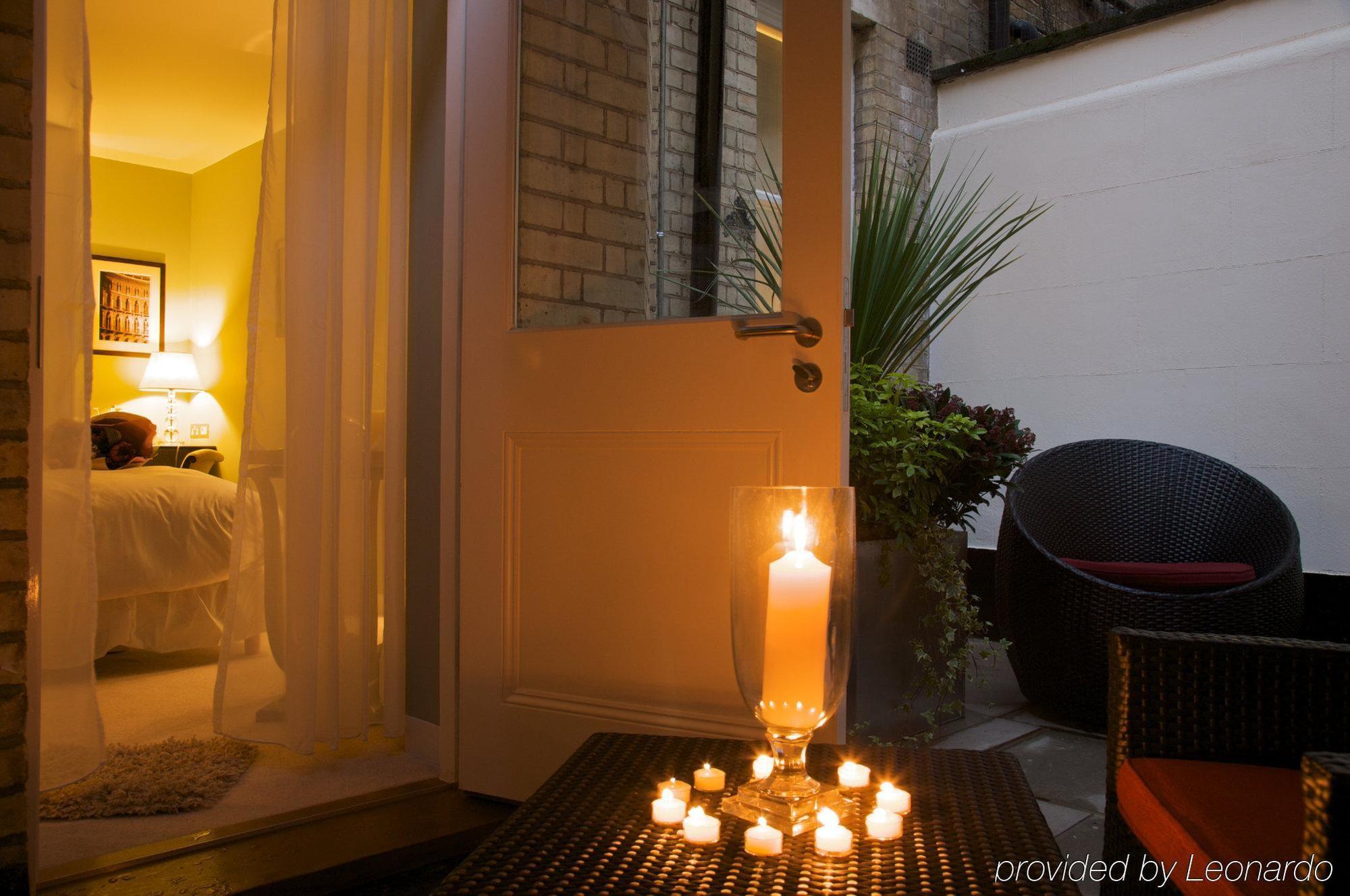 Ten Manchester Street Hotel London Room photo