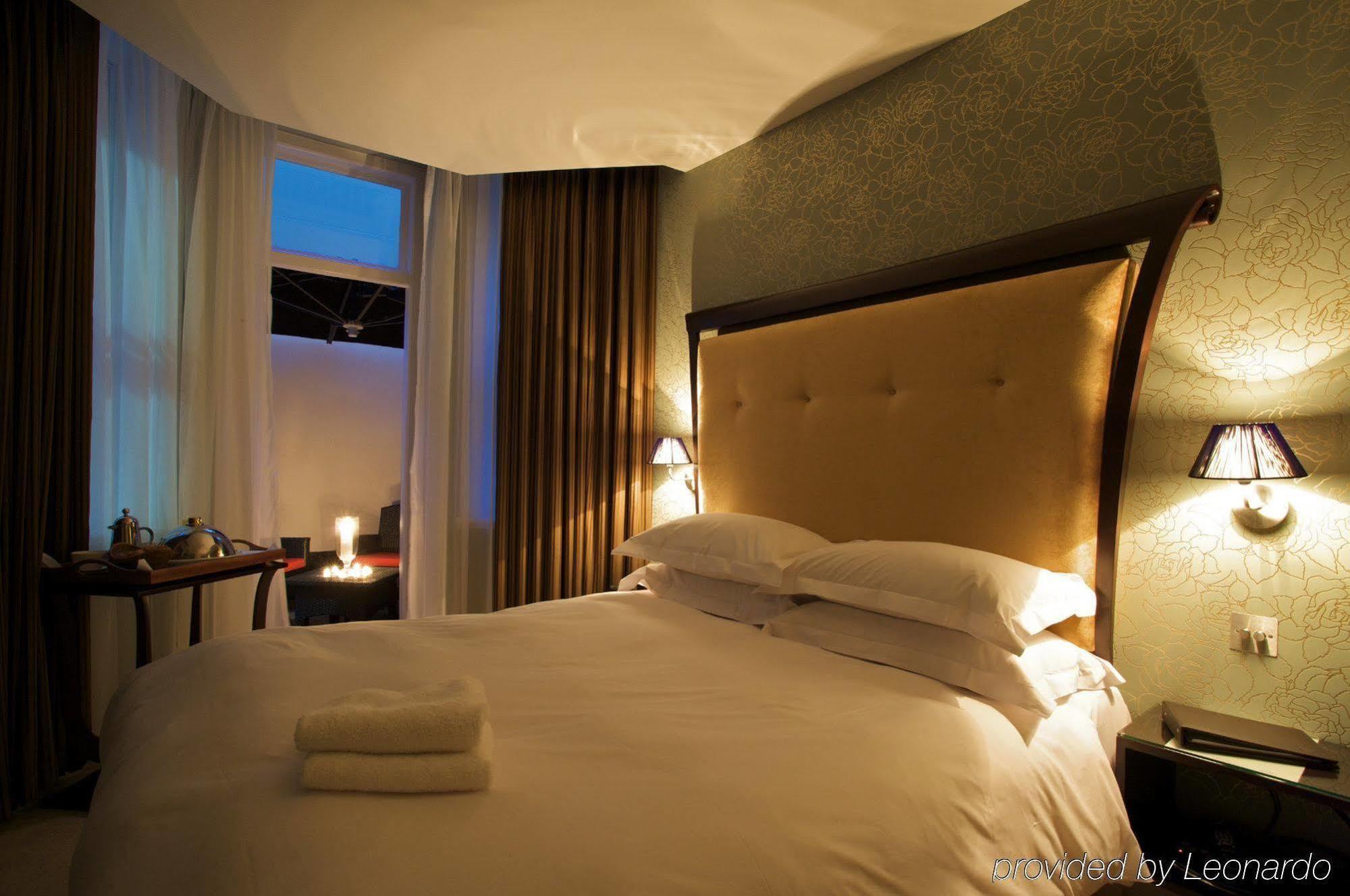 Ten Manchester Street Hotel London Room photo
